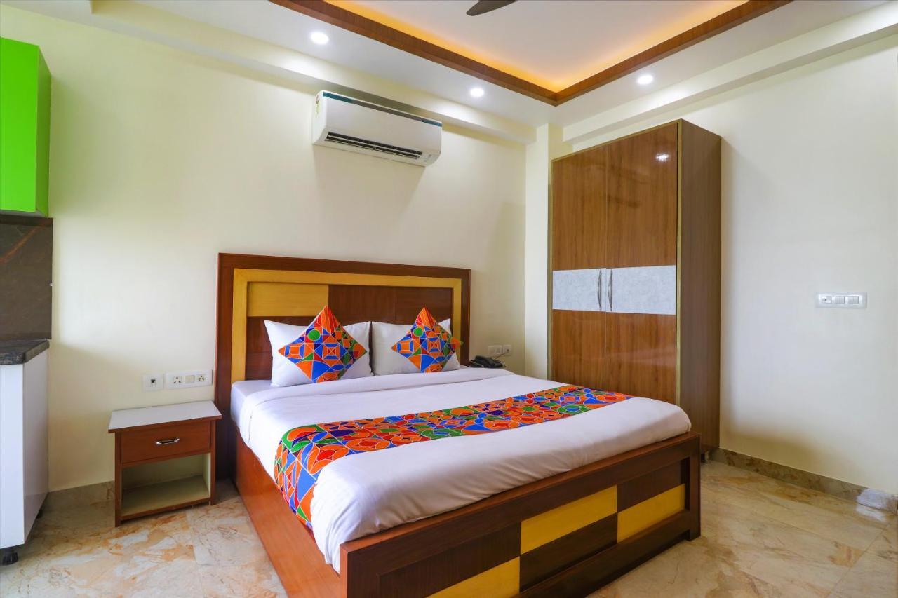 Fabhotel Star Corporate Suite 古尔冈 外观 照片